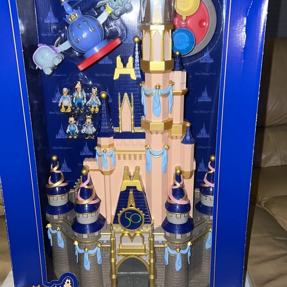 DISNEY Cinderella Castle Light Up Play Set Walt Disney World 50th Annive… - Picture 7 of 17